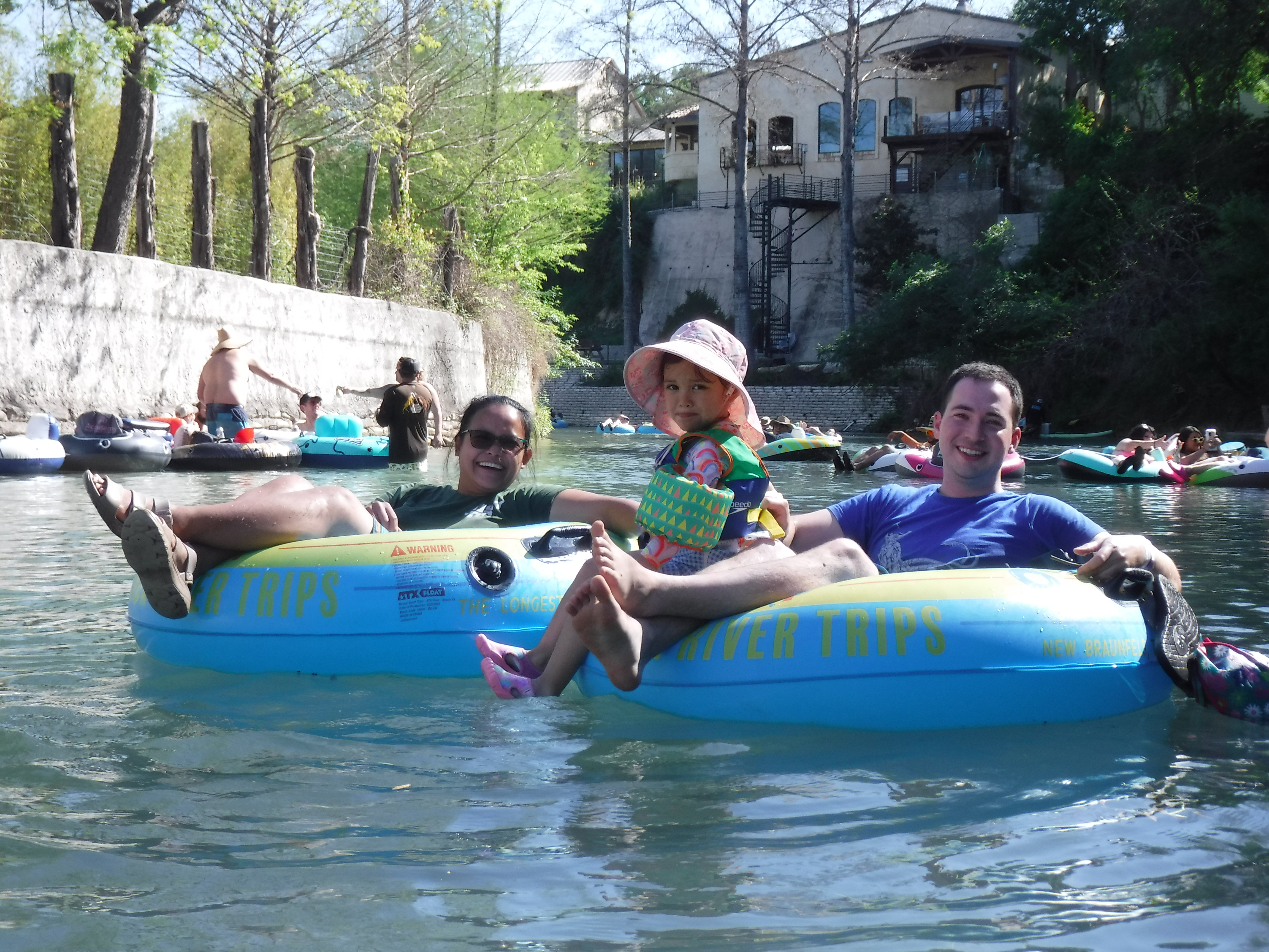 Float 27 - Tropical Family.JPG