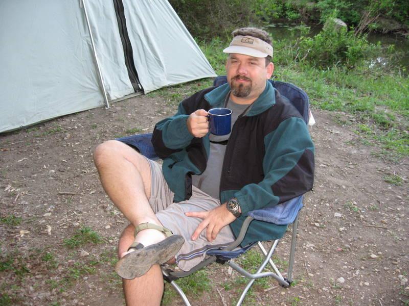 GWNDWN getting a caffeine fix.