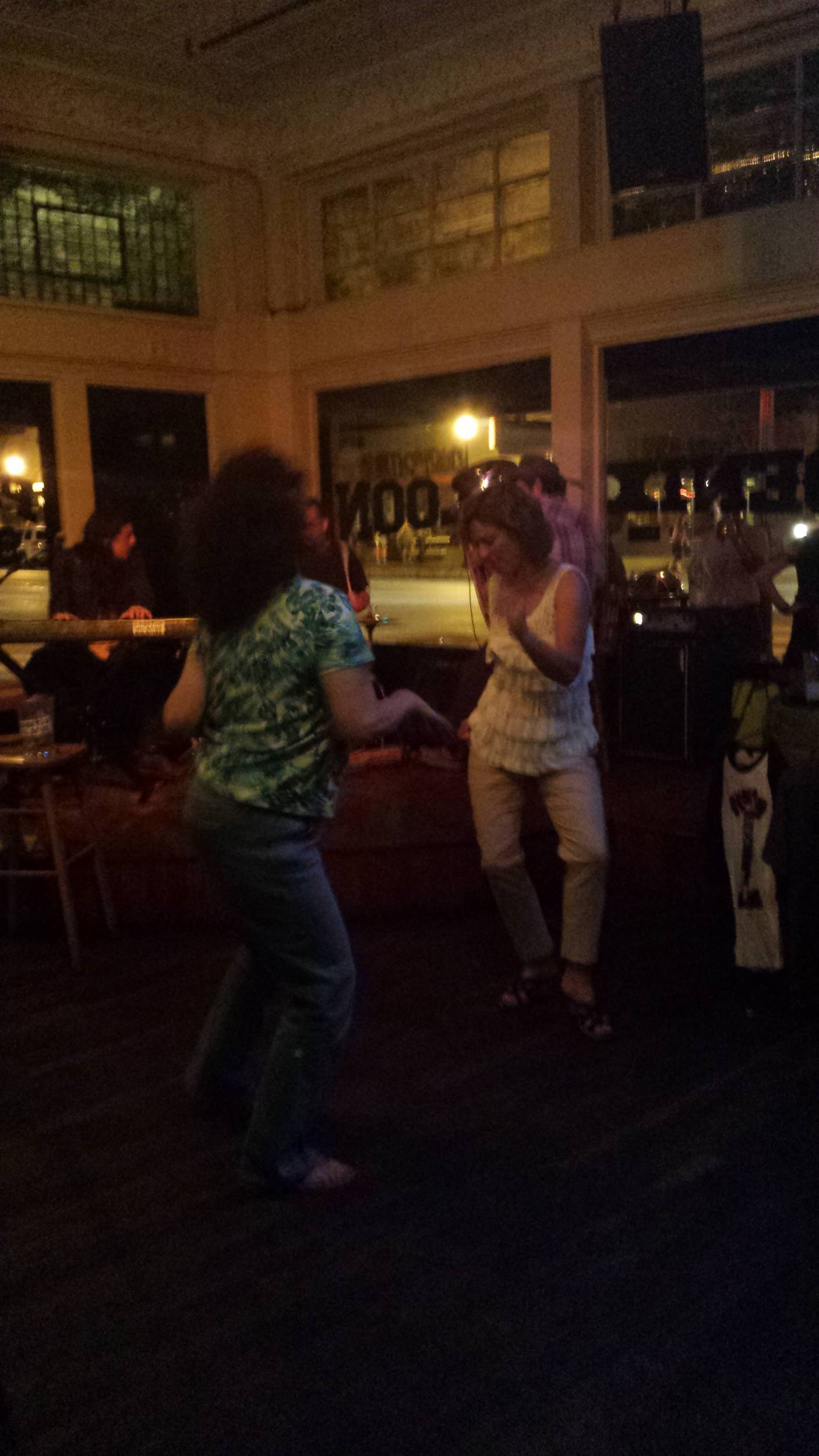 Heidi Ho cuttin' it up on the dance floor
