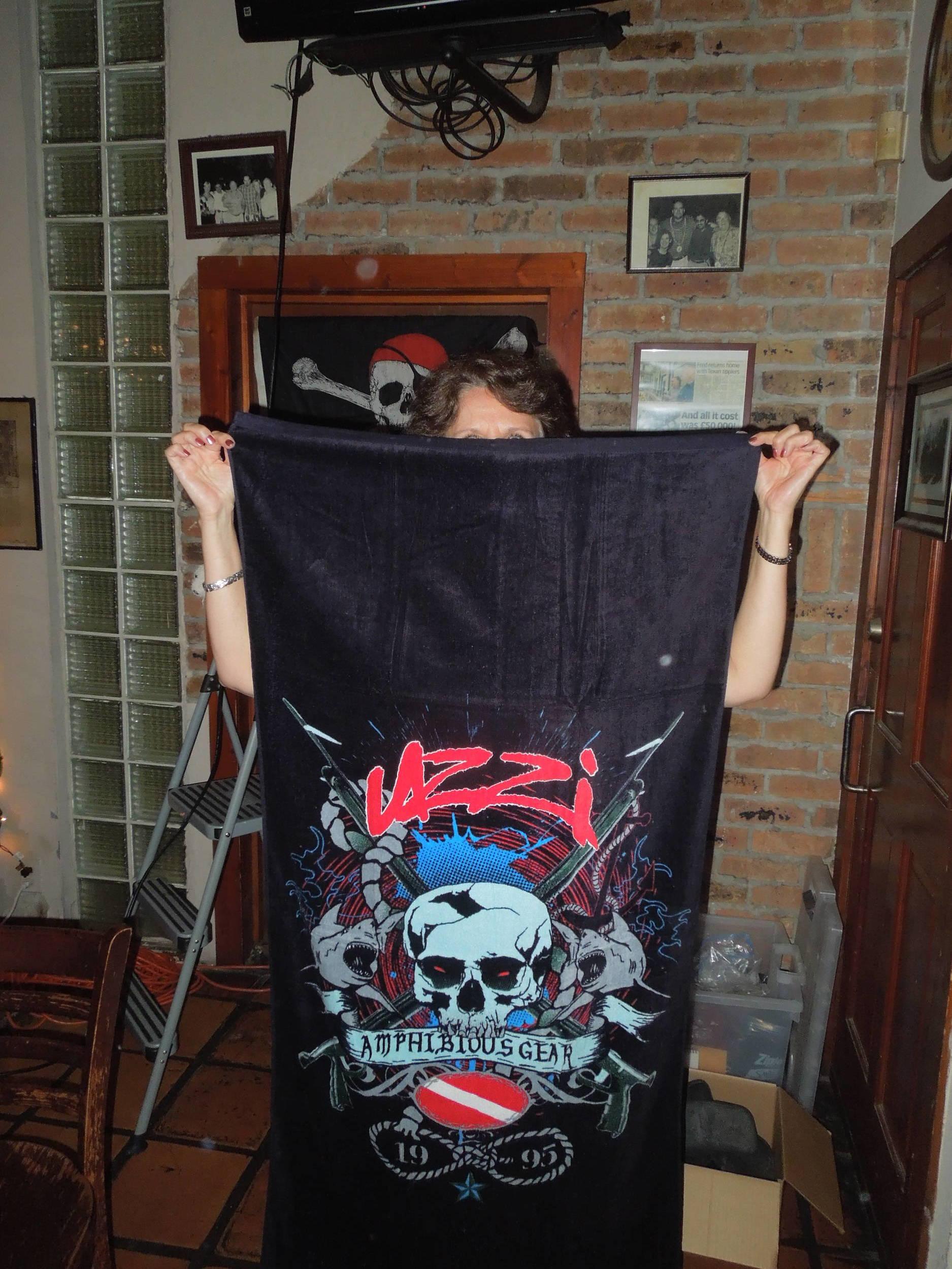 Heidi Ho's the door prize winner