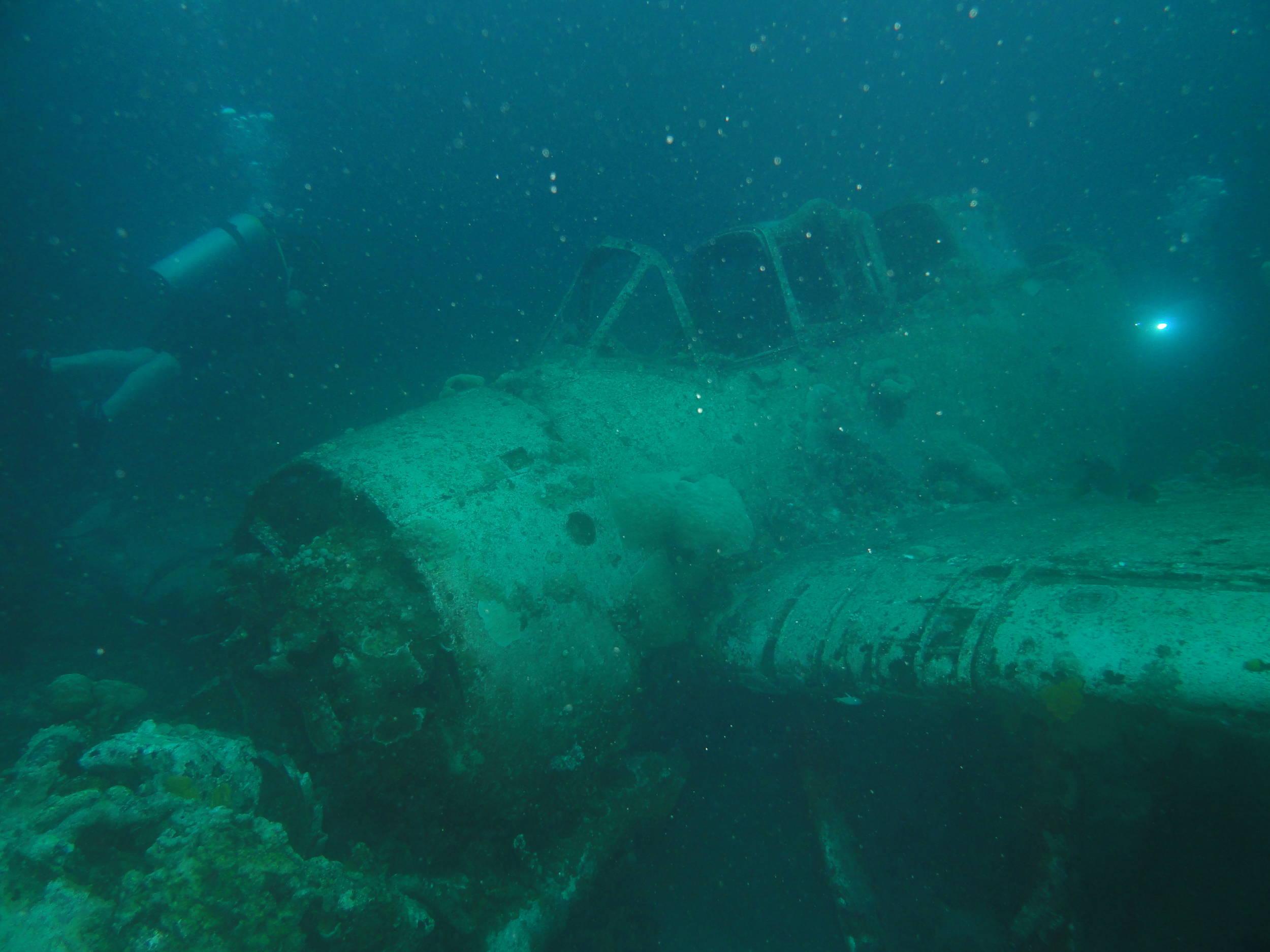 Jake's Seaplane - Palau