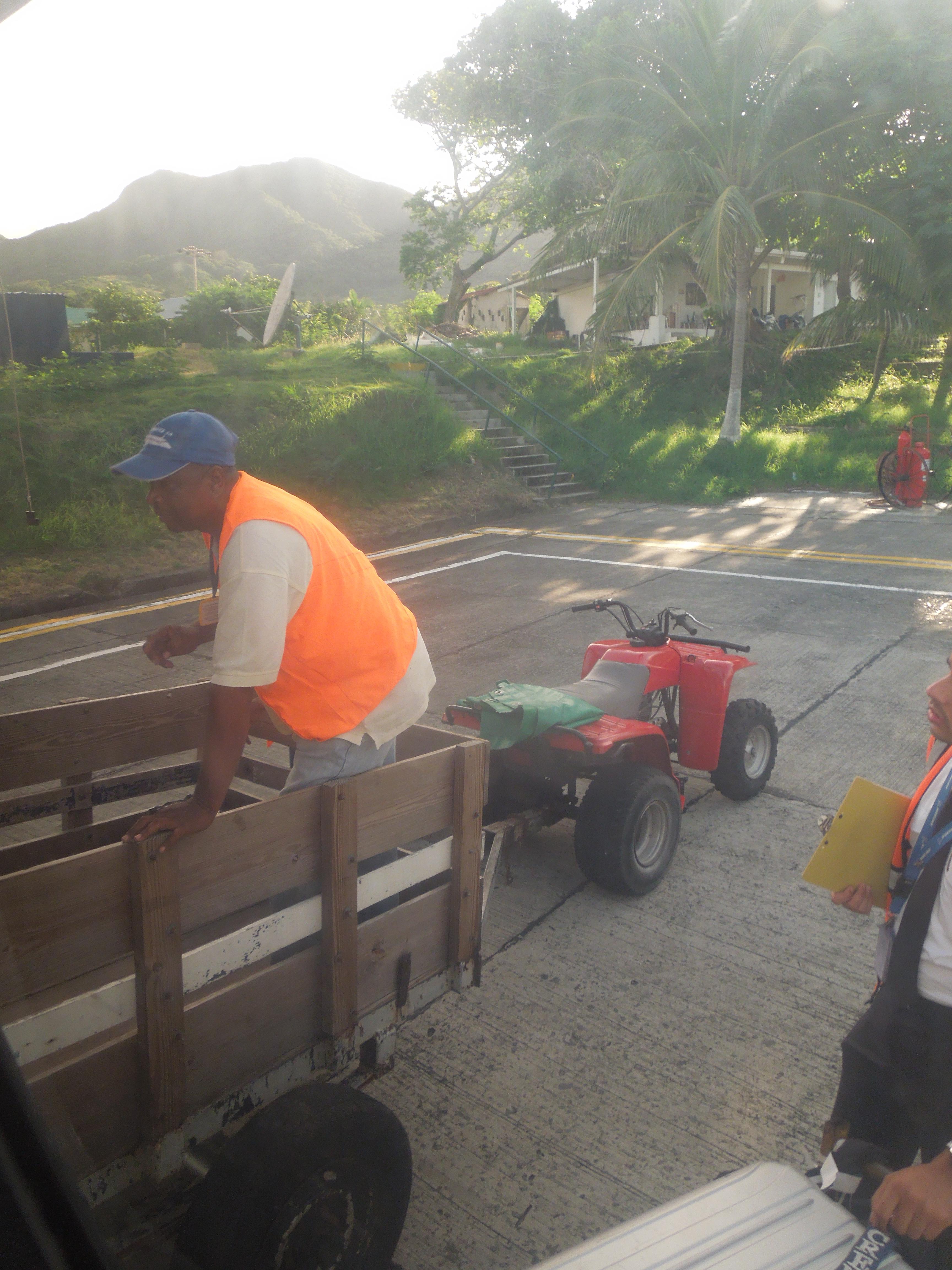 luggage cart, Providencia style