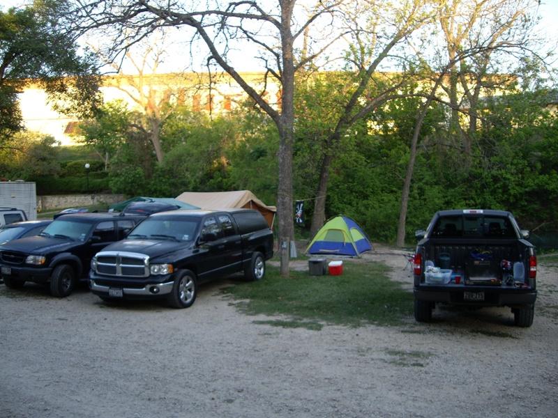 Makin Breakfast on The Tailgate