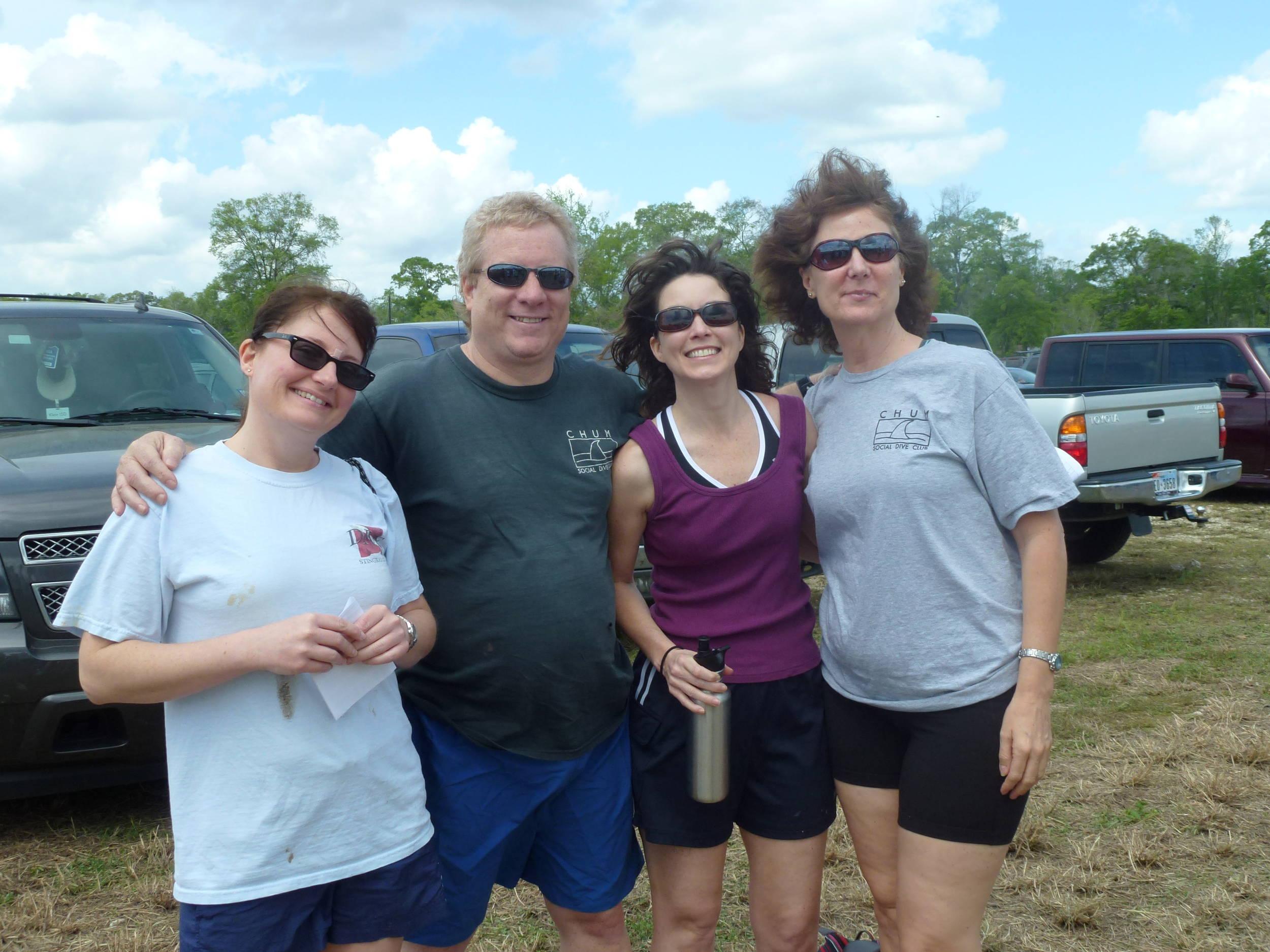 Moonbeam, ReefHound, Diver_T and Heidi Ho