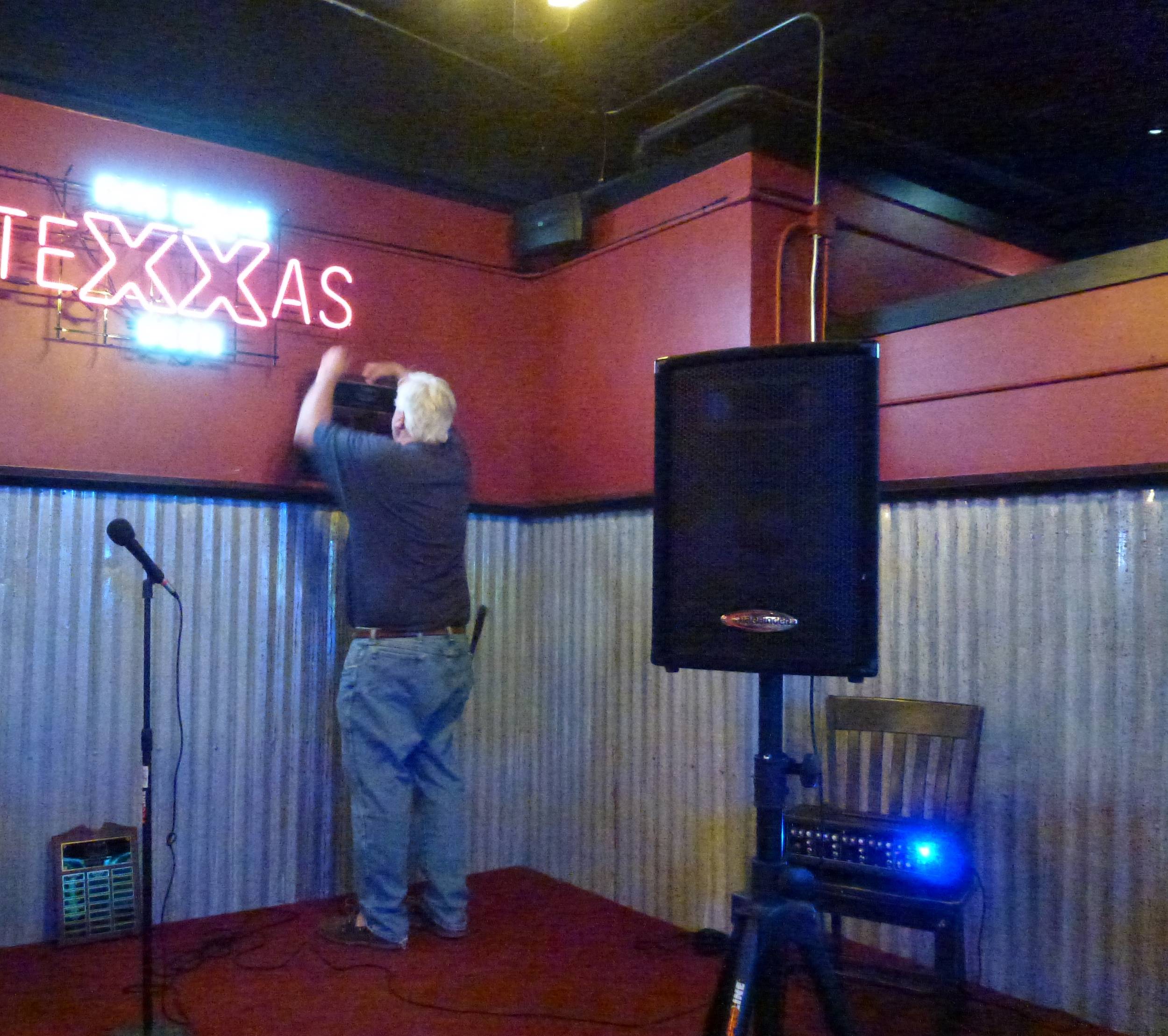 November 2015 - Tagging the wall