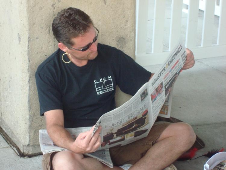 Pirate Rockfish Reads the PapAaarrr!