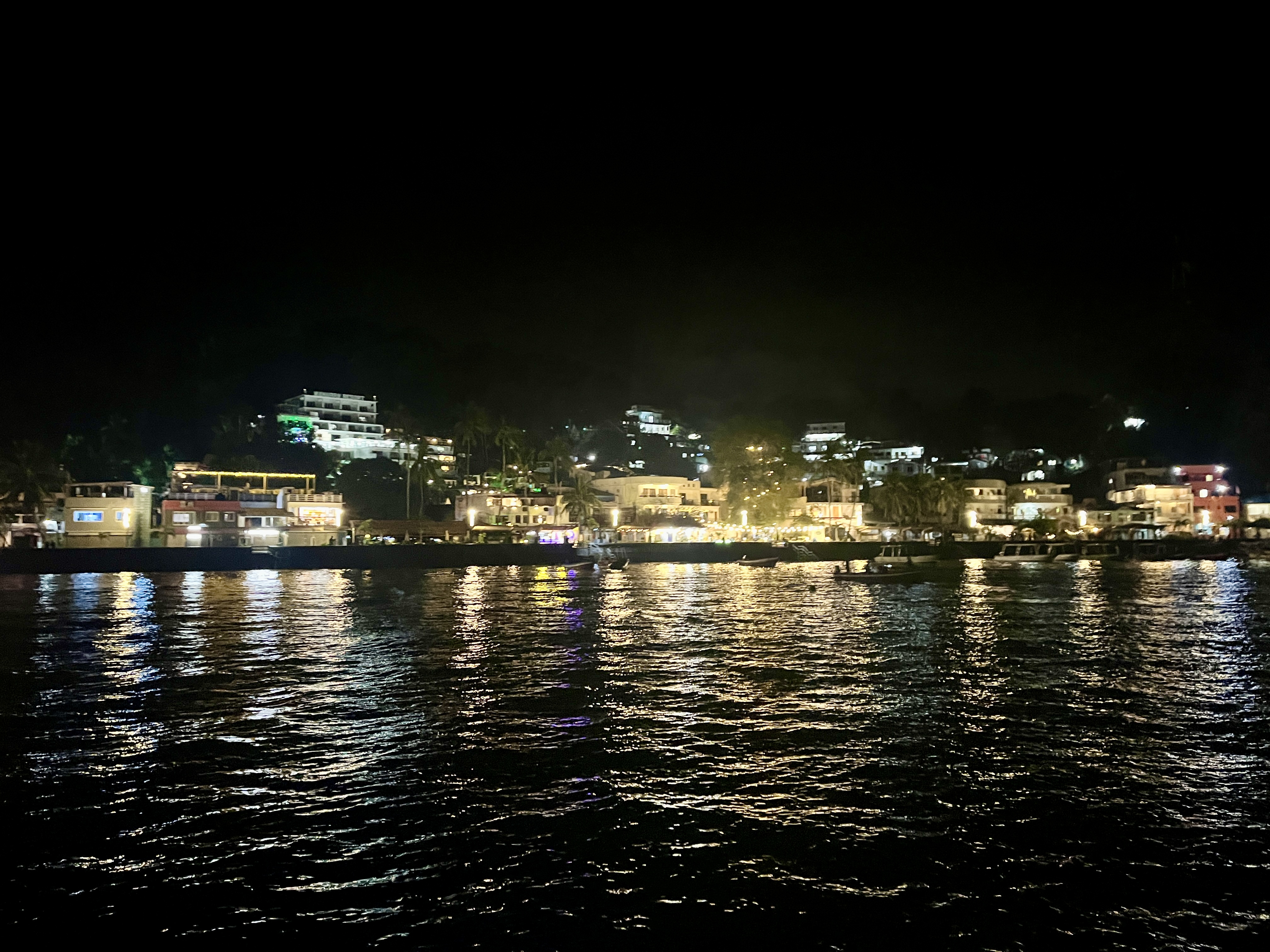 Puerto Galera nights