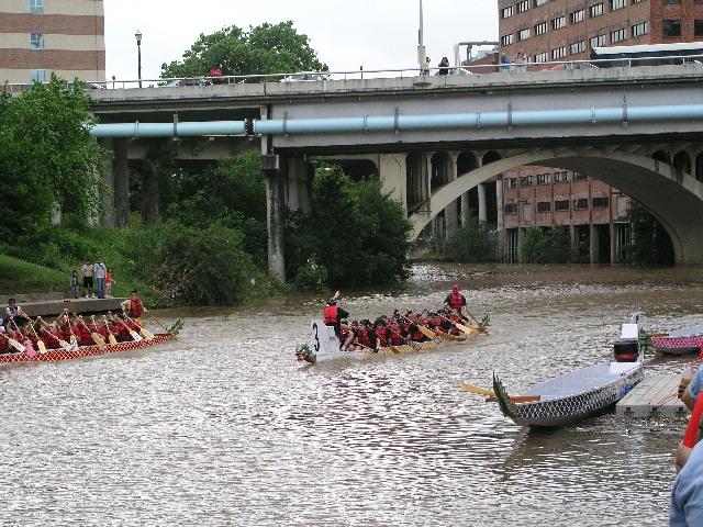 Race 1 - the home stretch