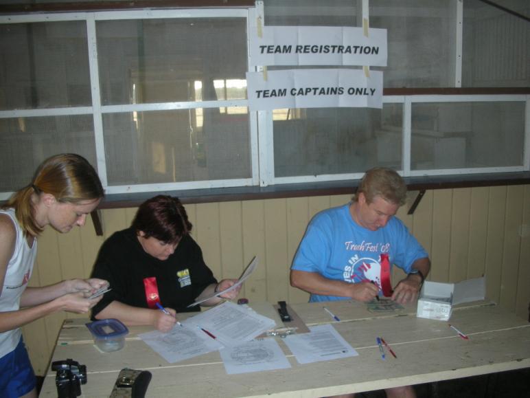 ReefHound registering divers