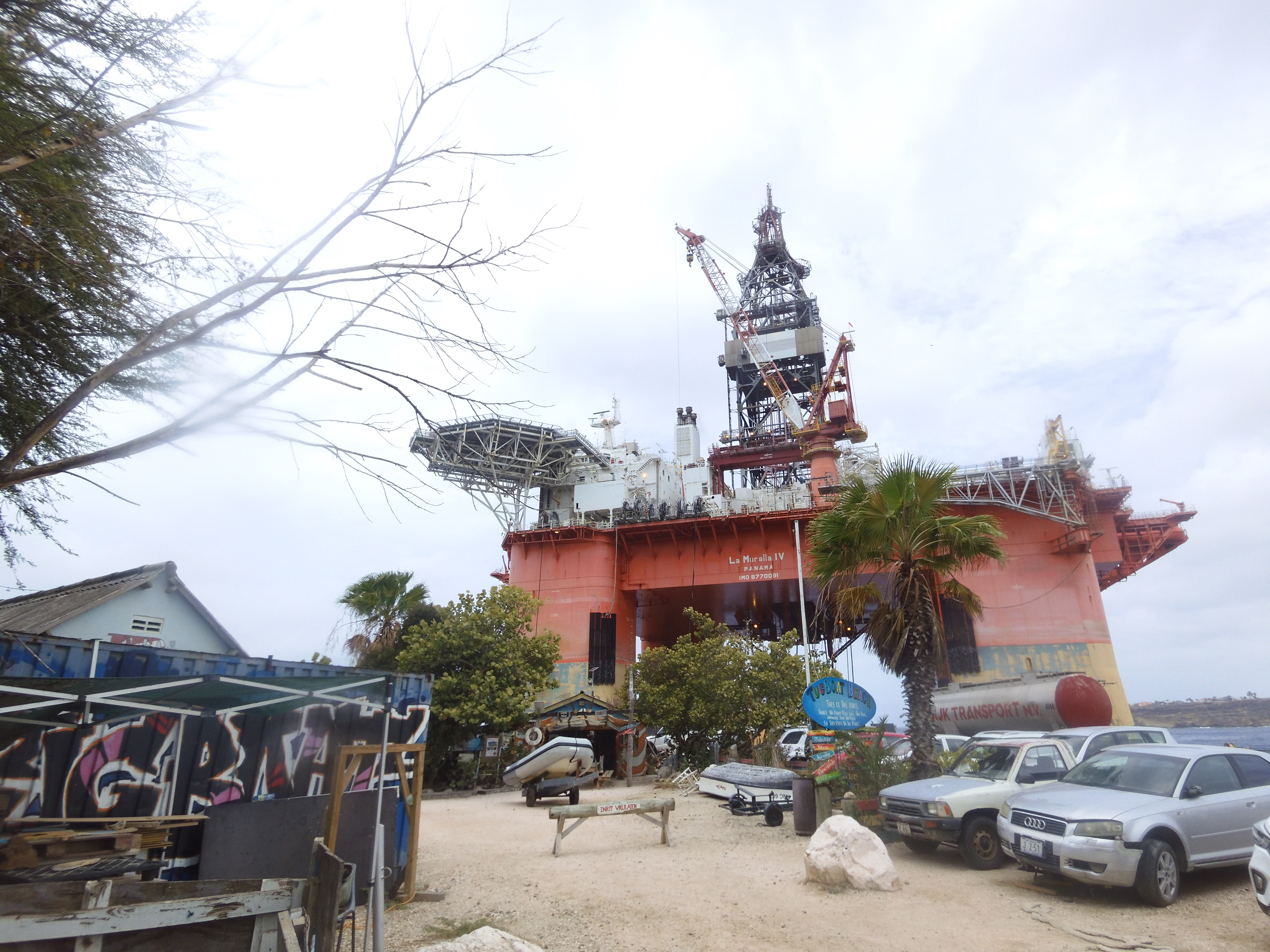 Rig structure thingy at Tugboat beach