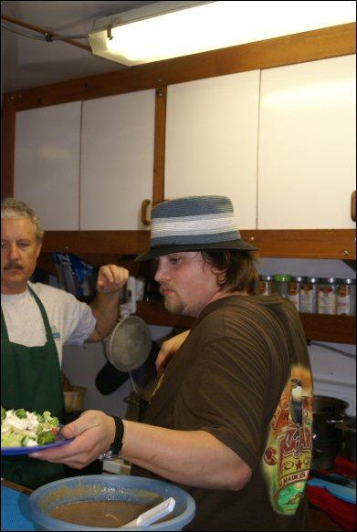 Riley and Joe Feed the Hunger.