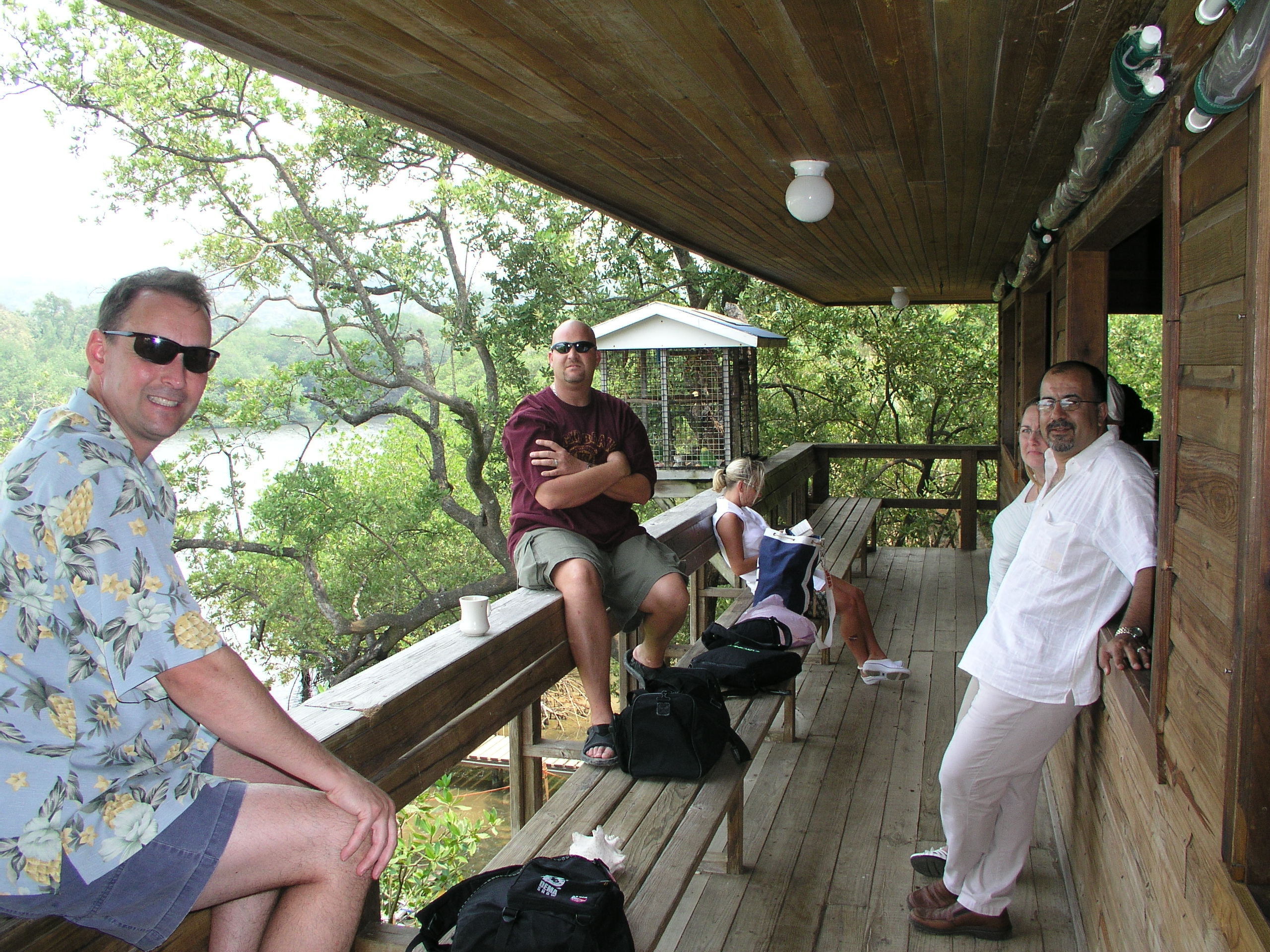 Roatan 2005 reupload