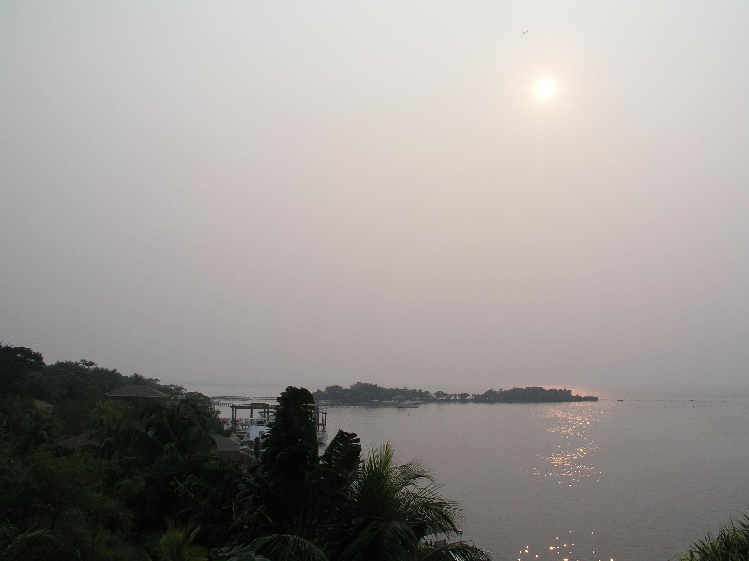 Roatan 2005 reupload