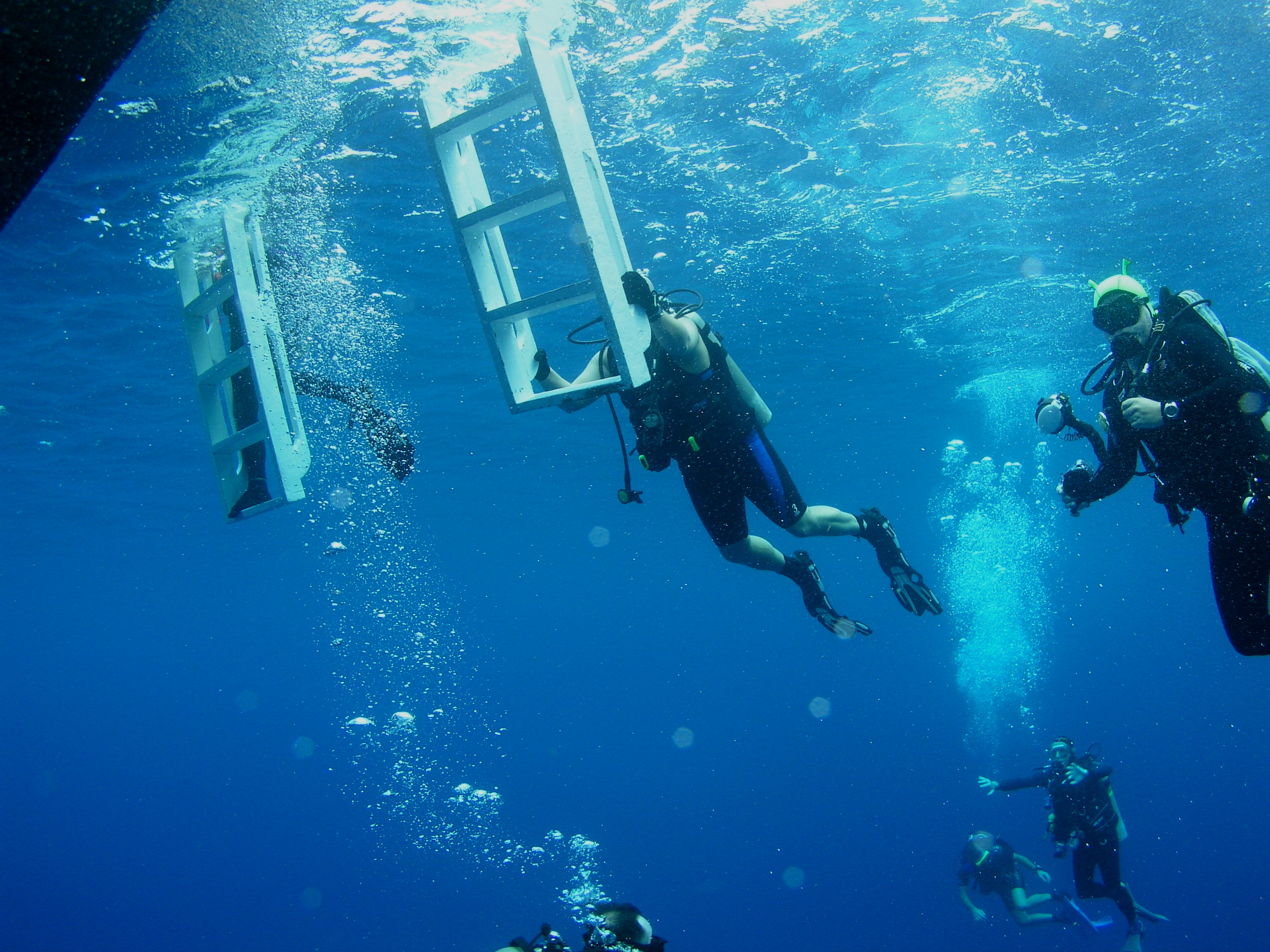 Roatan 2005 reupload