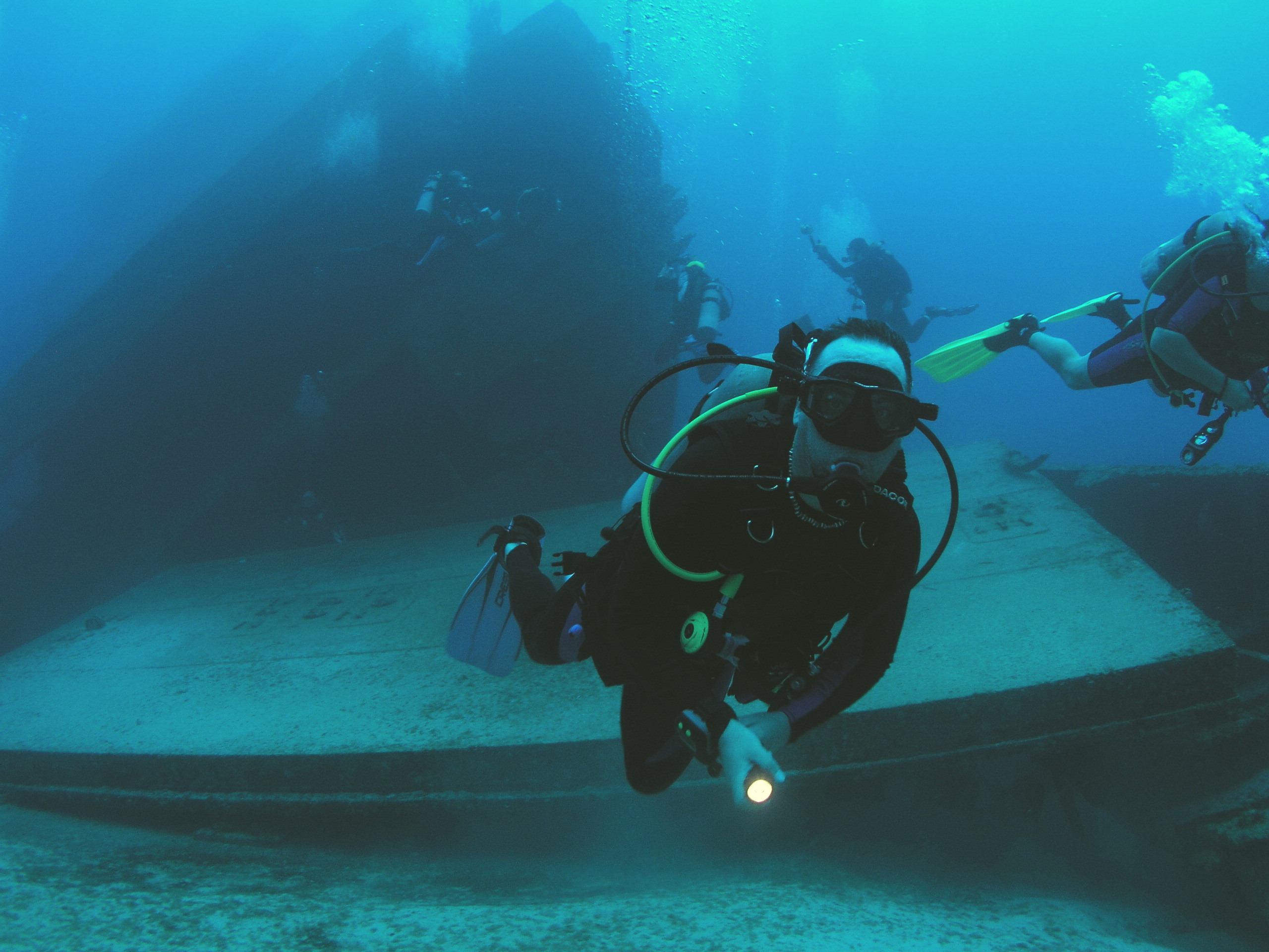 Roatan 2005 reupload