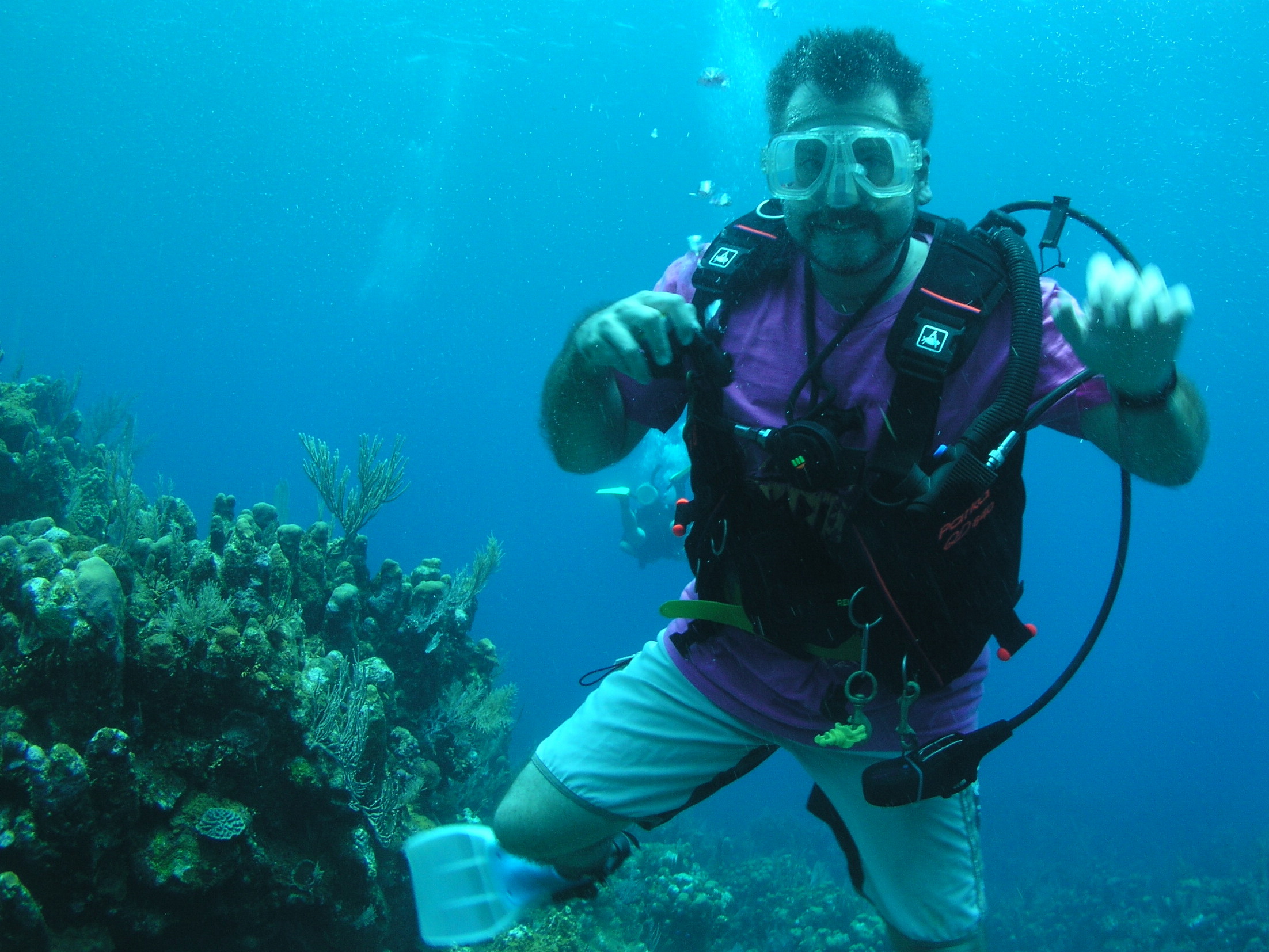 Roatan 2005 reupload