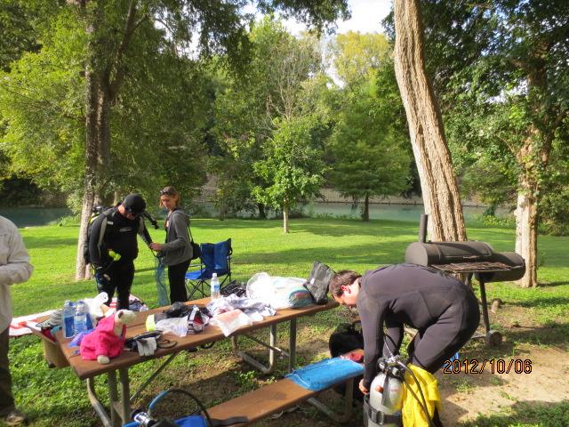 Roger_and_Mike_gearing_up