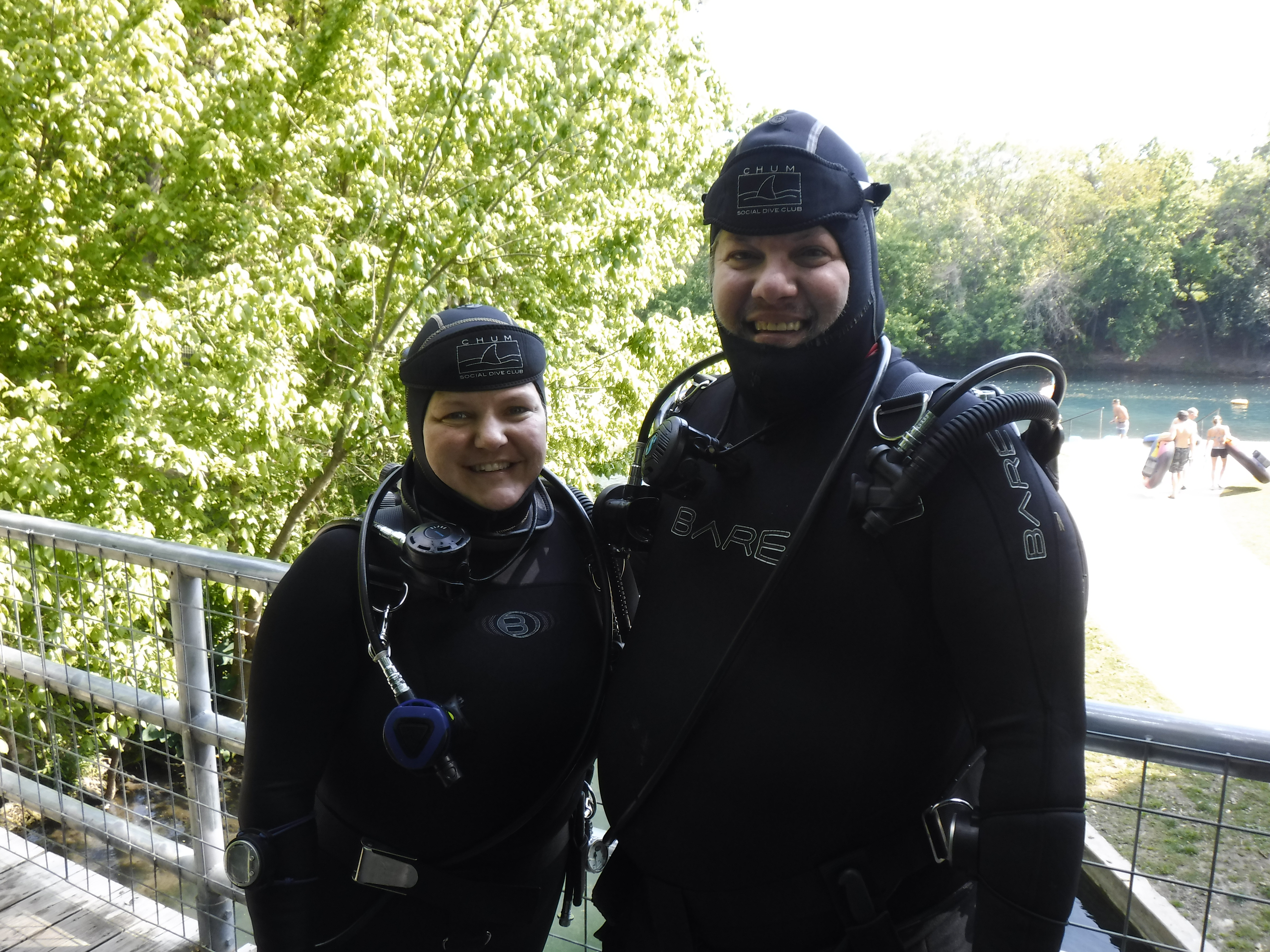 Siren & 24% APRIL DAM CHUM DIVE