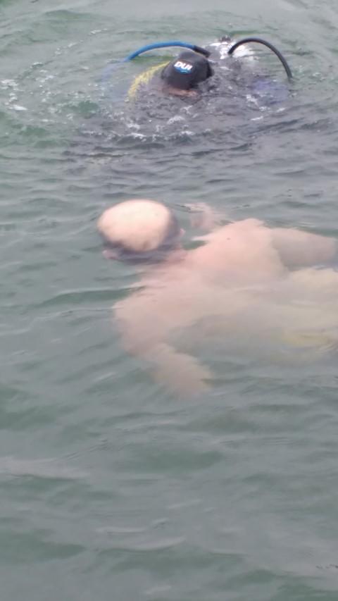 Skinnydipping??