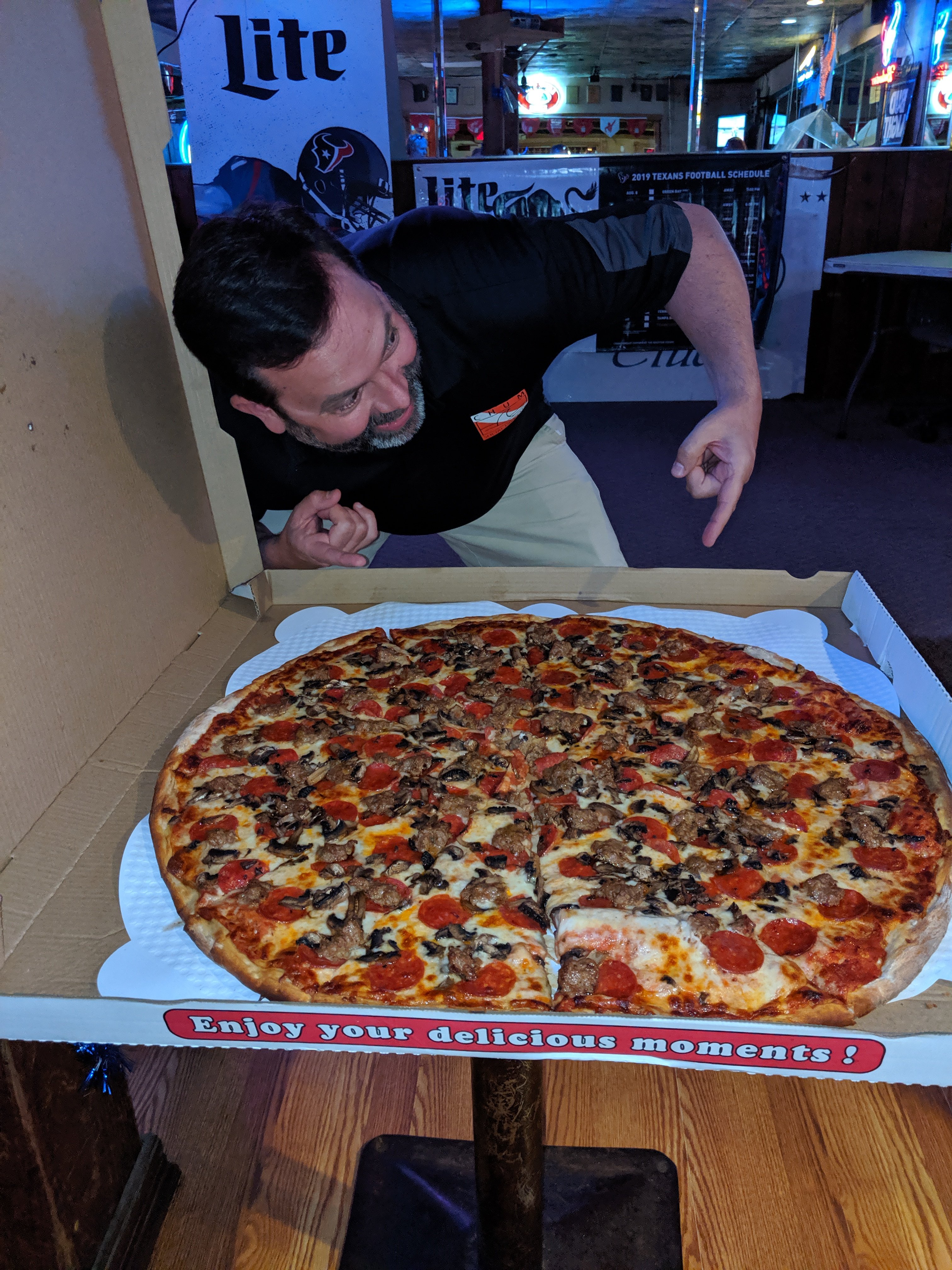 Sushi Boy ordered pizza