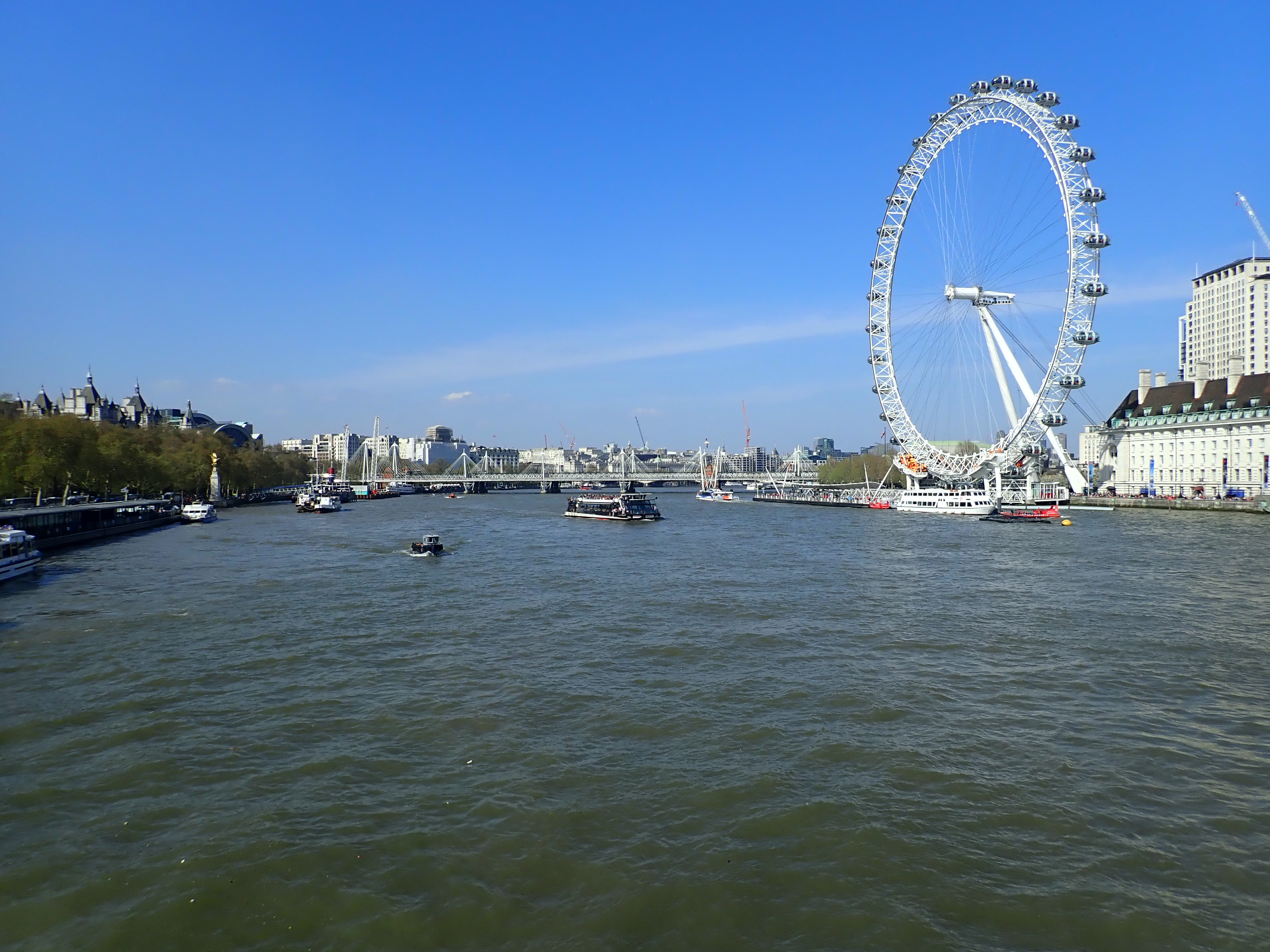 Thames stroll