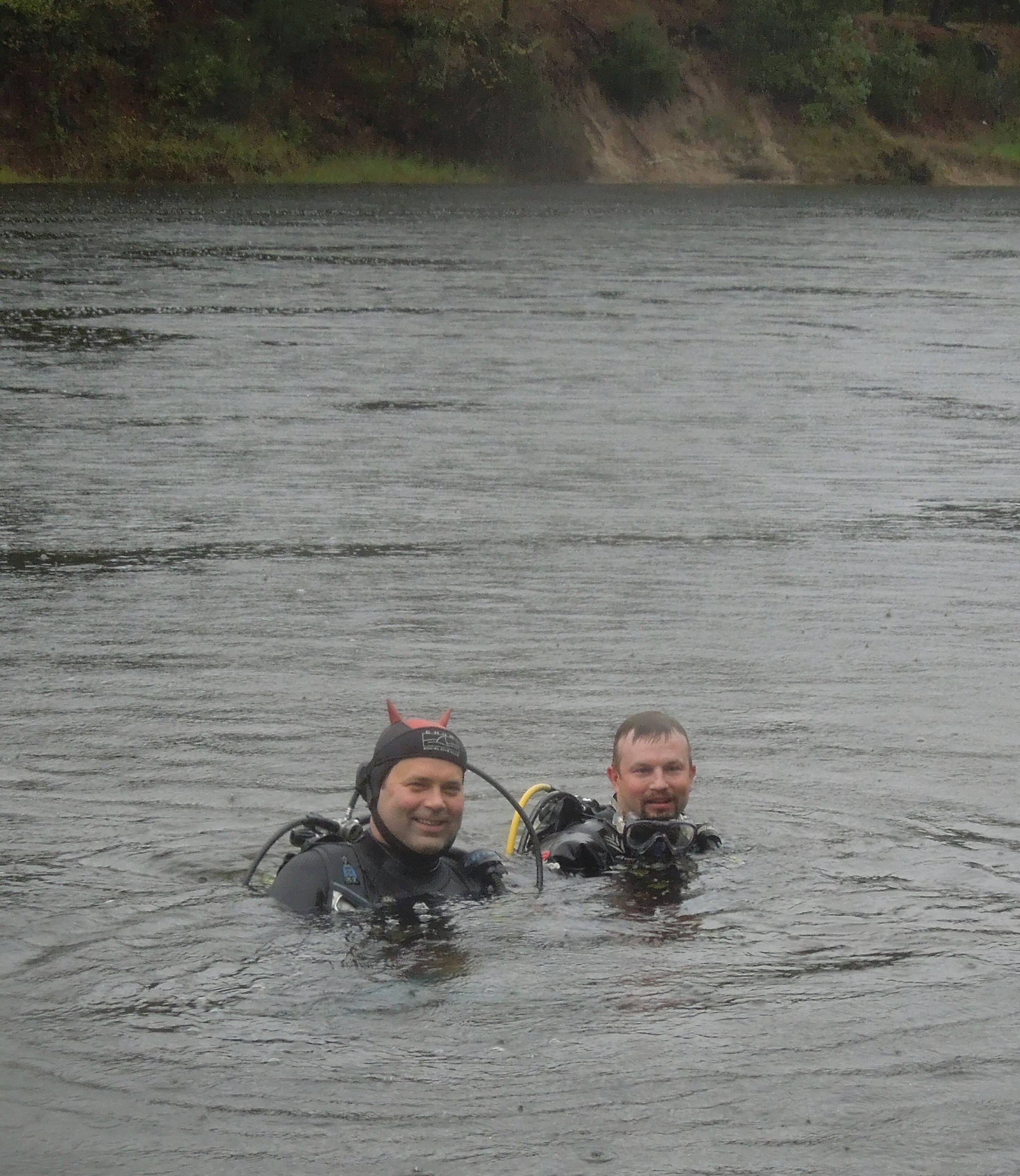 Turbine channel divers