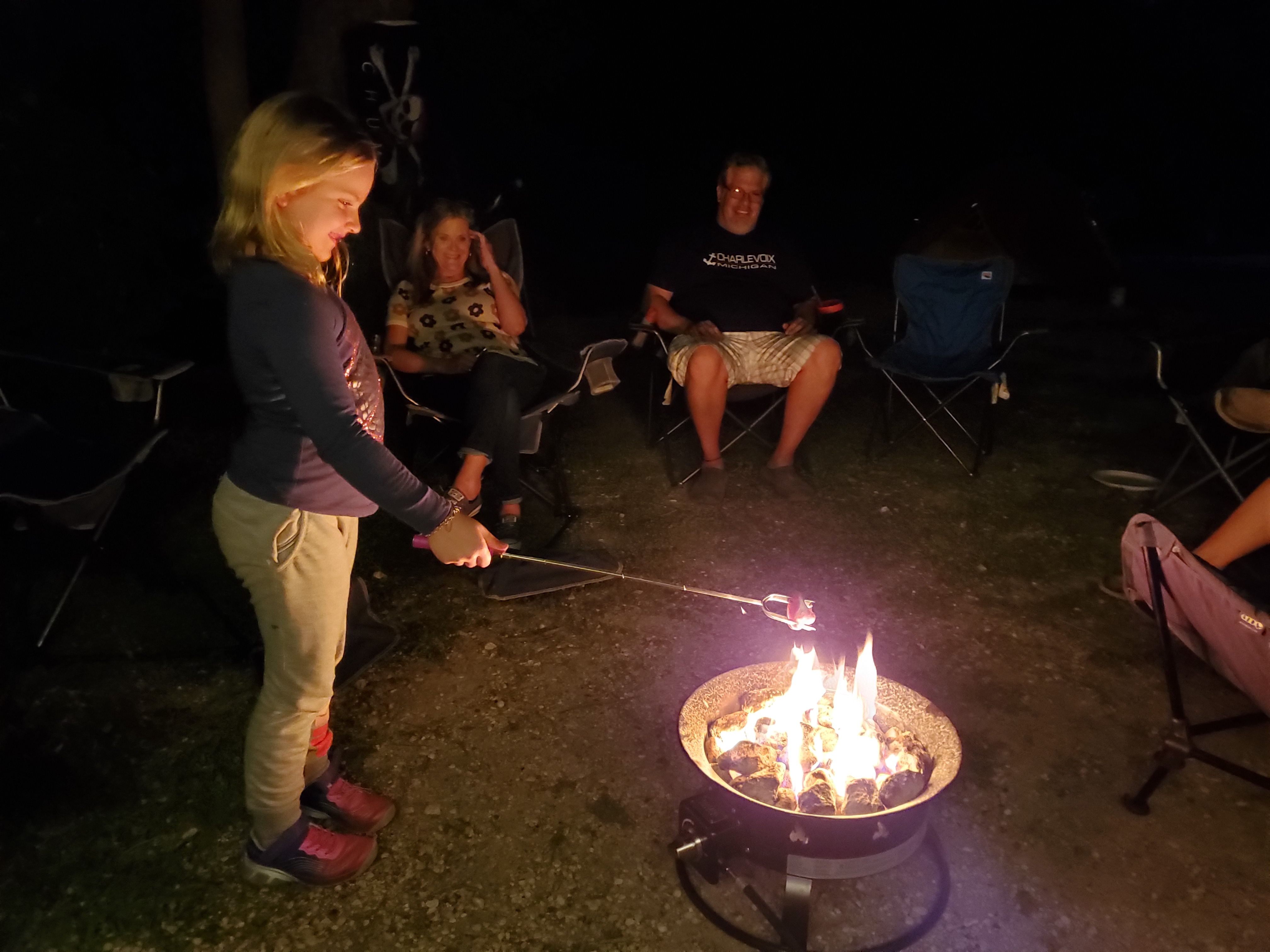 Vivi Roasts A Peep
