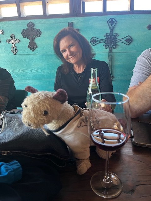 Wet and VanessaArrr at UTV