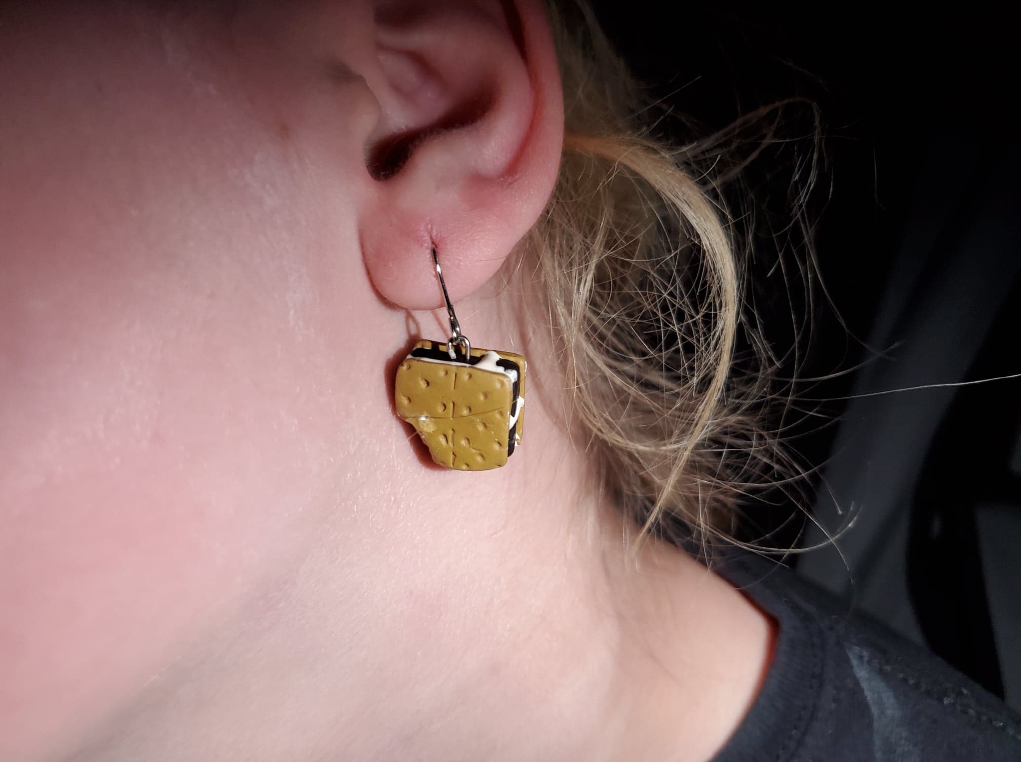 Who took a bite of MerDragon's earring??